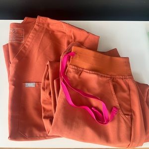 Figs scrub set
